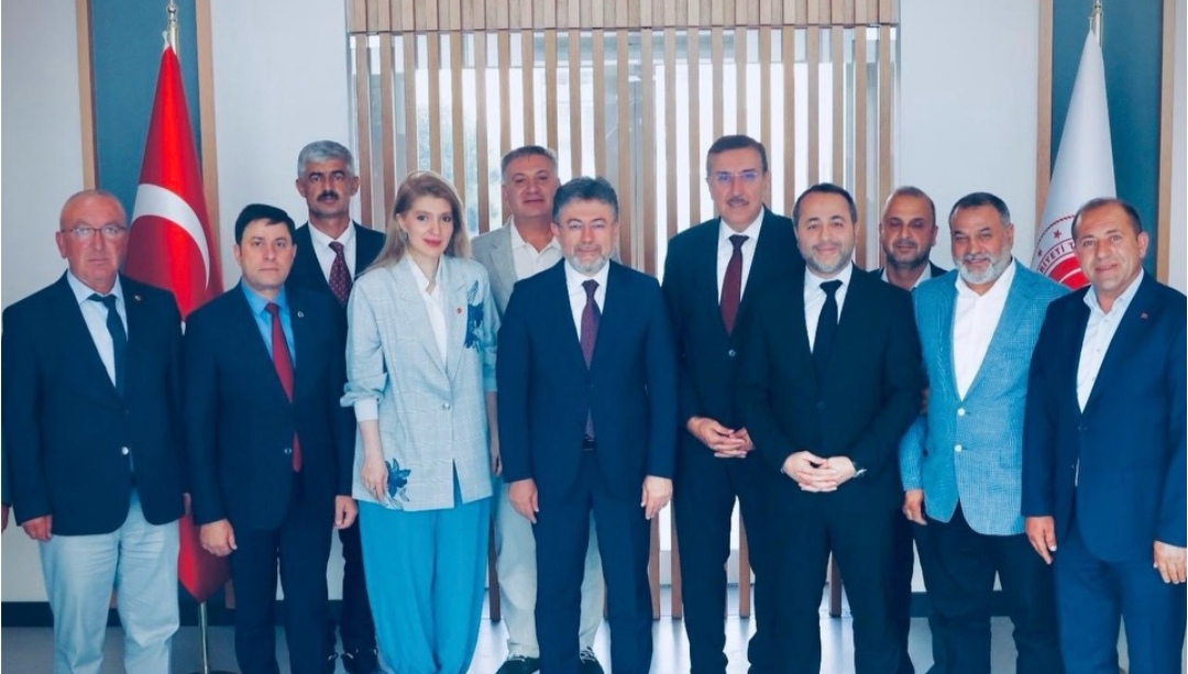 Muhtarlar ve Kayısı Sektörü Ankara'da Malatya İçin Tek Yürek