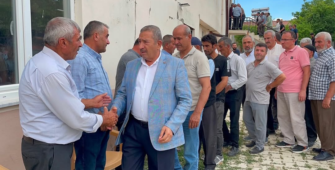 Feci Kazada Ölen Aynı Aileden 3 Kişi Son Yolculuğuna Uğurlandı