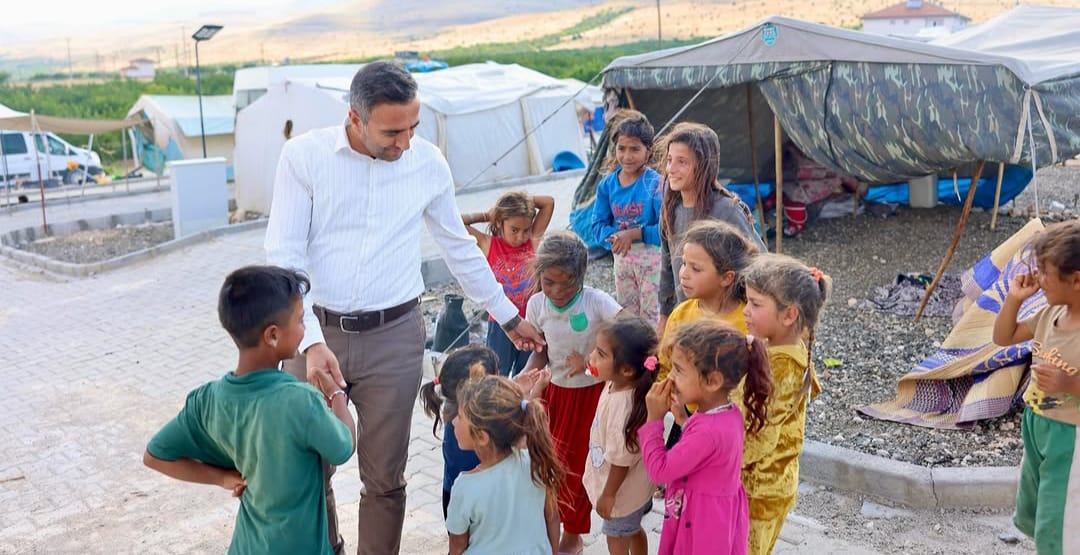 Başkan Ulutaş'tan Mevsimlik İşçilere Gönül Ziyareti
