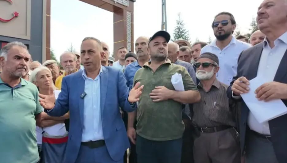 Doğanşehir'de Ak Parti konuşuyor CHP Sessiz!