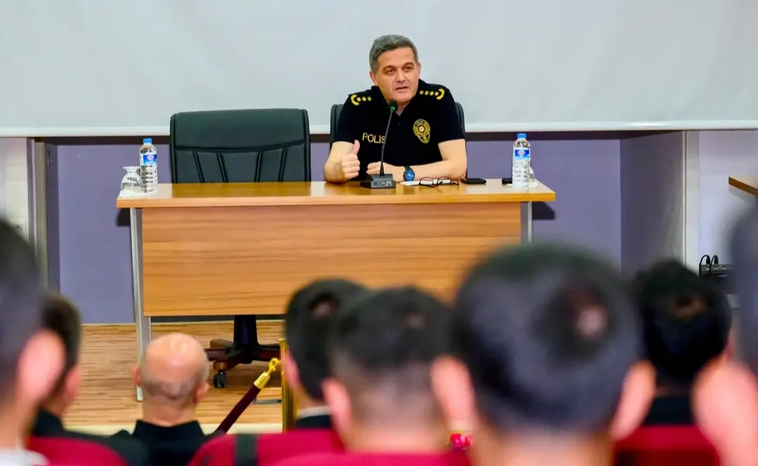Malatya'nın Yeni Polislerine Kayhan Ay'dan Krıtik Mesaj!