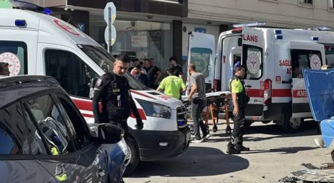 Malatya'da Harfiyat Kamyonu Eve Girdi!
