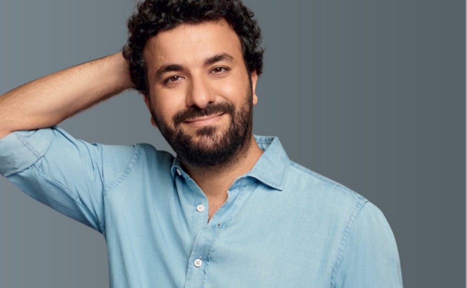 Hasan Can Kaya kaçak kadını polise yakalattı!