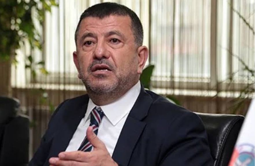 Yine Veli Ağbaba! Bu kez Bornova!