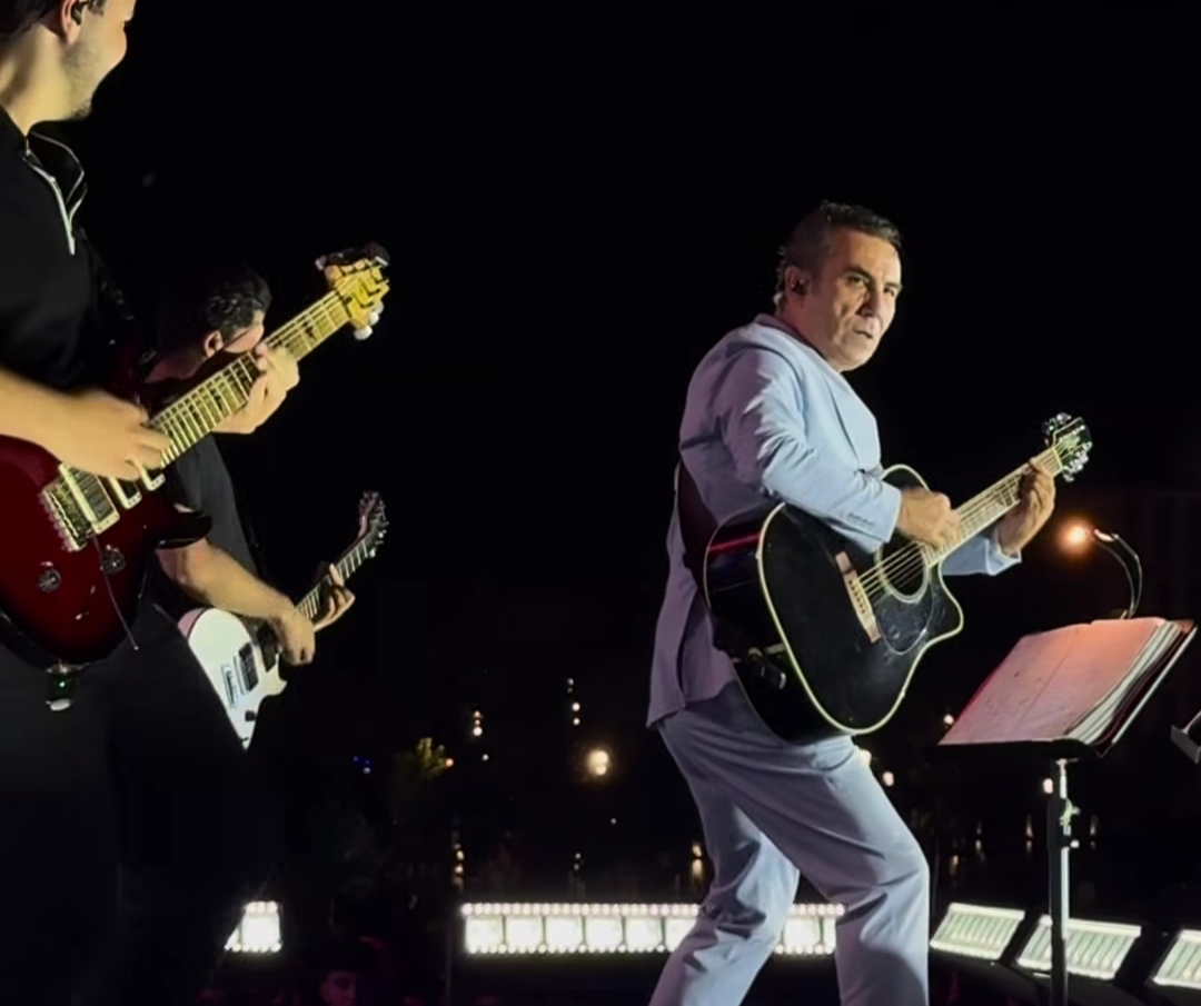 Malatyalılar Ferhat Göçer’le Festivalin Finalini Unutulmaz Yaşadı