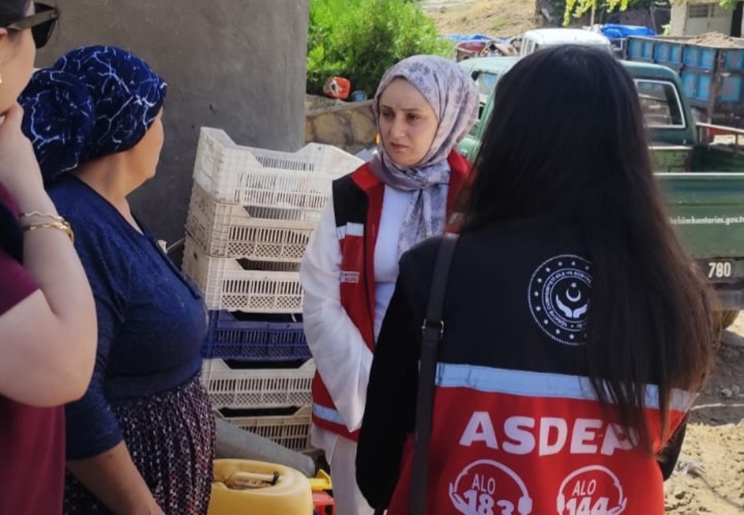 Hekimhan’da sel mağdurlarına sosyal ve psikososyal destek