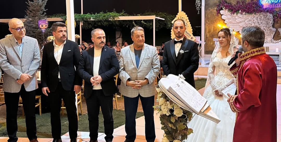 Malatya’da ülkücüleri buluşturan düğün!