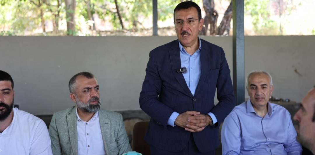Bülent Tüfekçi Arapgir'de üreticilerle bir araya geldi