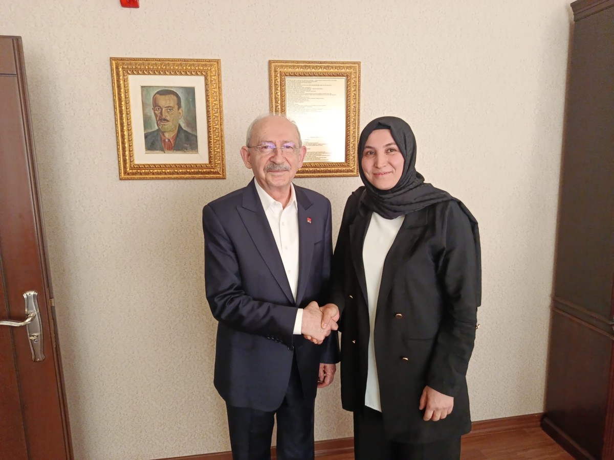 Özden Kılıçdaroğlu ile görüştü ve gençlik için önemli açıklamalar yaptı