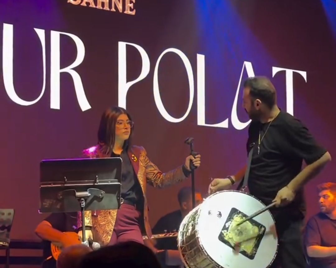 Sahnede Aynur Polat'ı kızdırdılar!