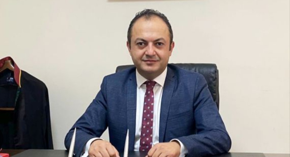 Baro ulaşılmaz başkandan kurtuluyor!