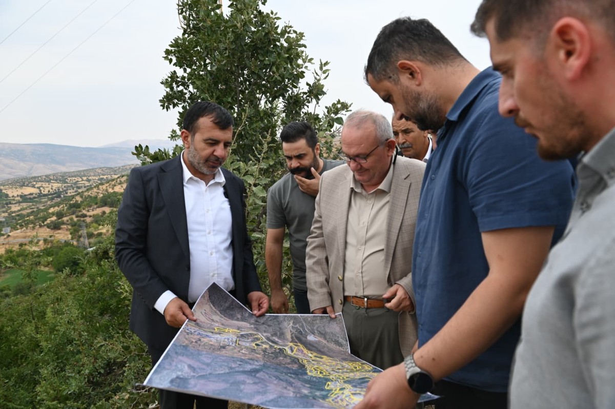 Pütürge’de Başkan doğalgaz için sahaya inildi!