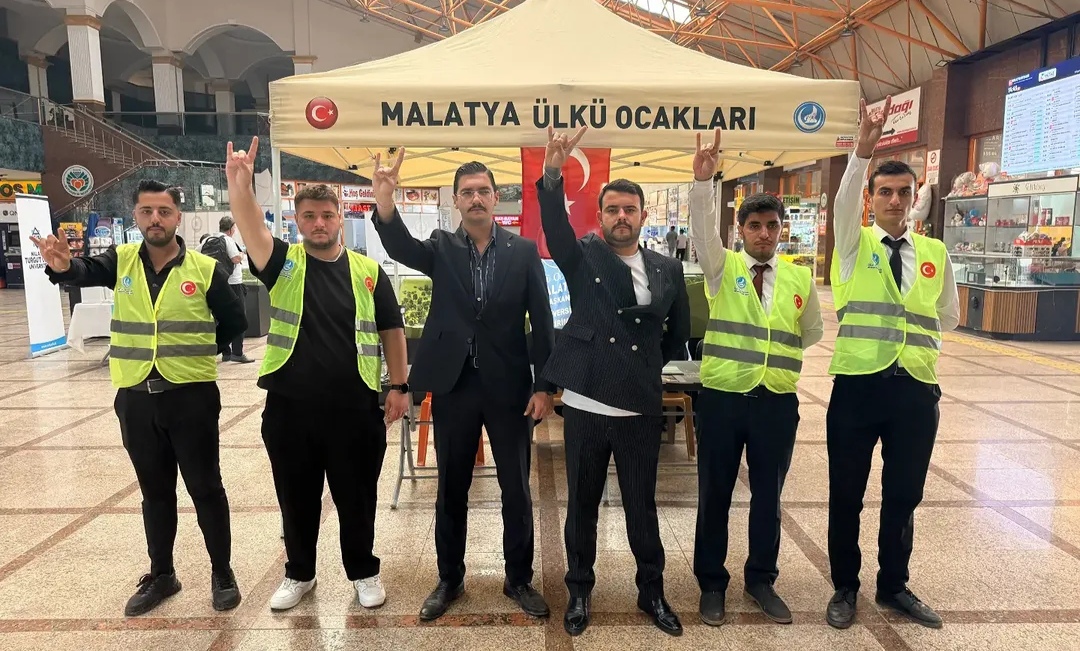 Ülkü Ocakları’ndan Malatya’ya gelen üniversitelilere sıcak karşılama