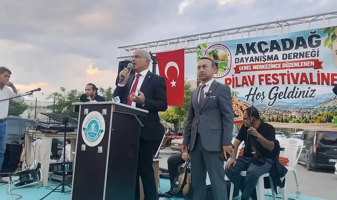 Akçadağ Pilav Şöleni’nde birlik ve dayanışma rüzgarı! Alan hınca hınç doldu