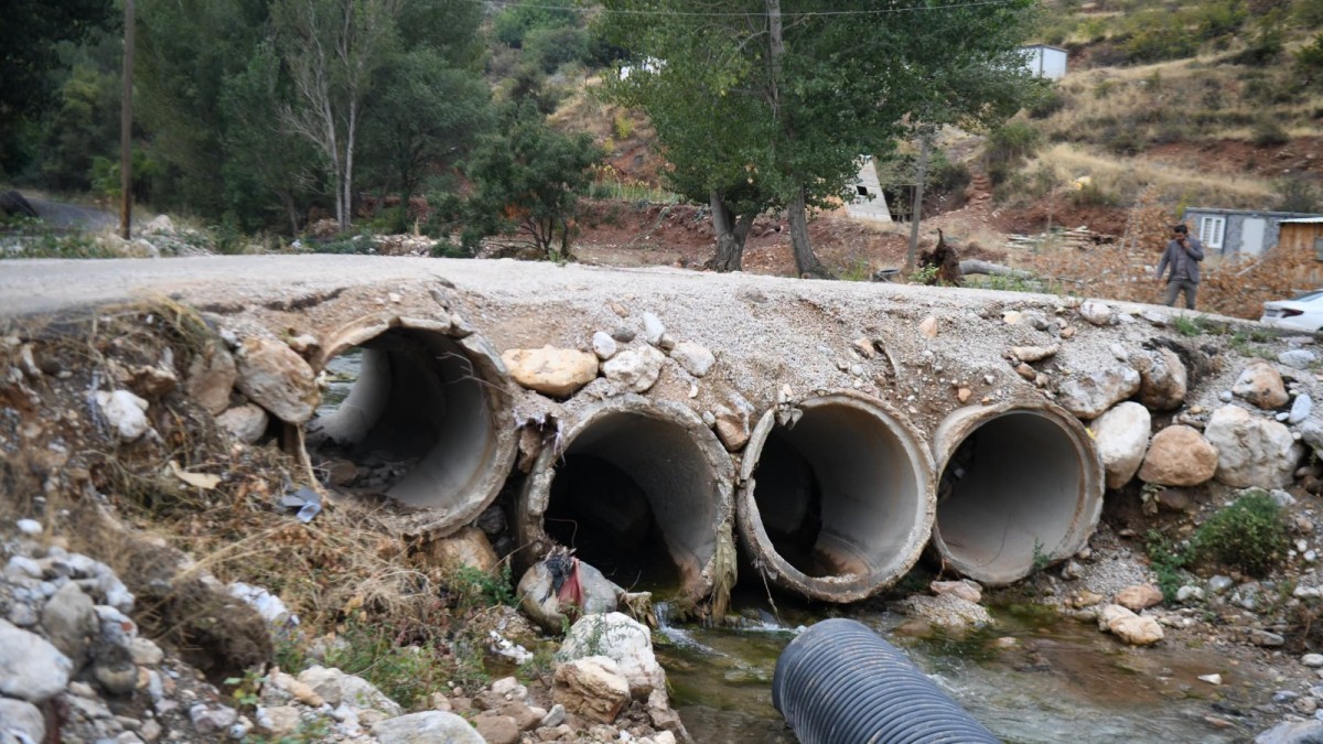 Kadiruşağı Mahallesi’nin 50 yıllık köprü sorunu çözülüyor