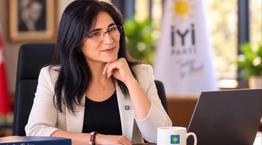 Doğanşehir’de İYİ Parti’den belediyeye imar ve enkaz tepkisi