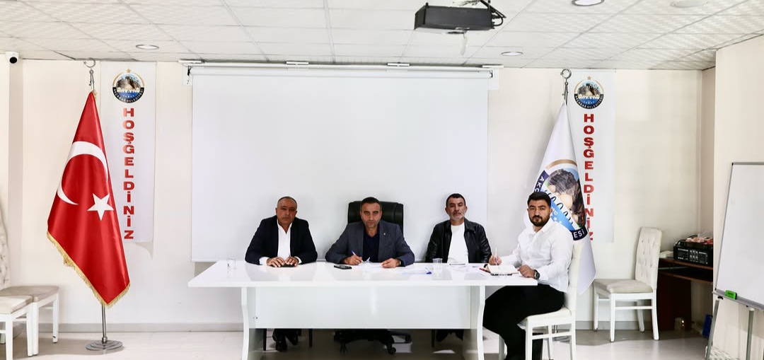 Başkan Ulutaş esnafın kapısını çaldı, sorunları masaya yatırdı!