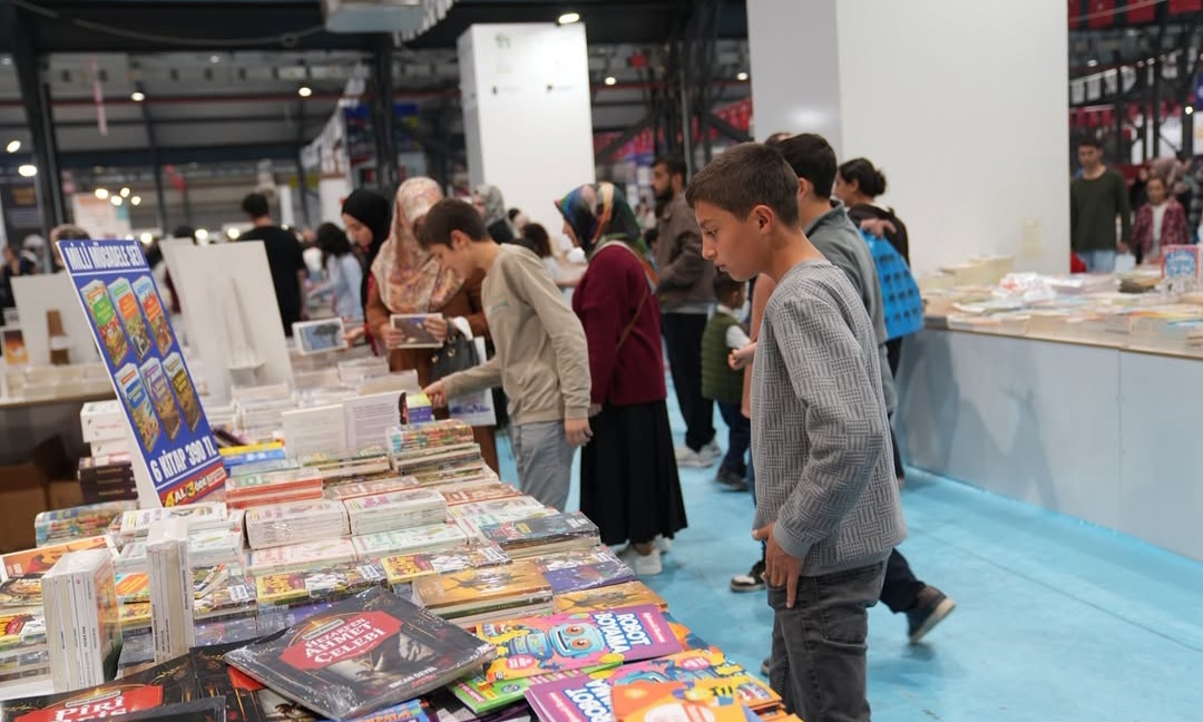 Battalgazi Belediyesi öğrencileri kitap fuarıyla buluşturdu