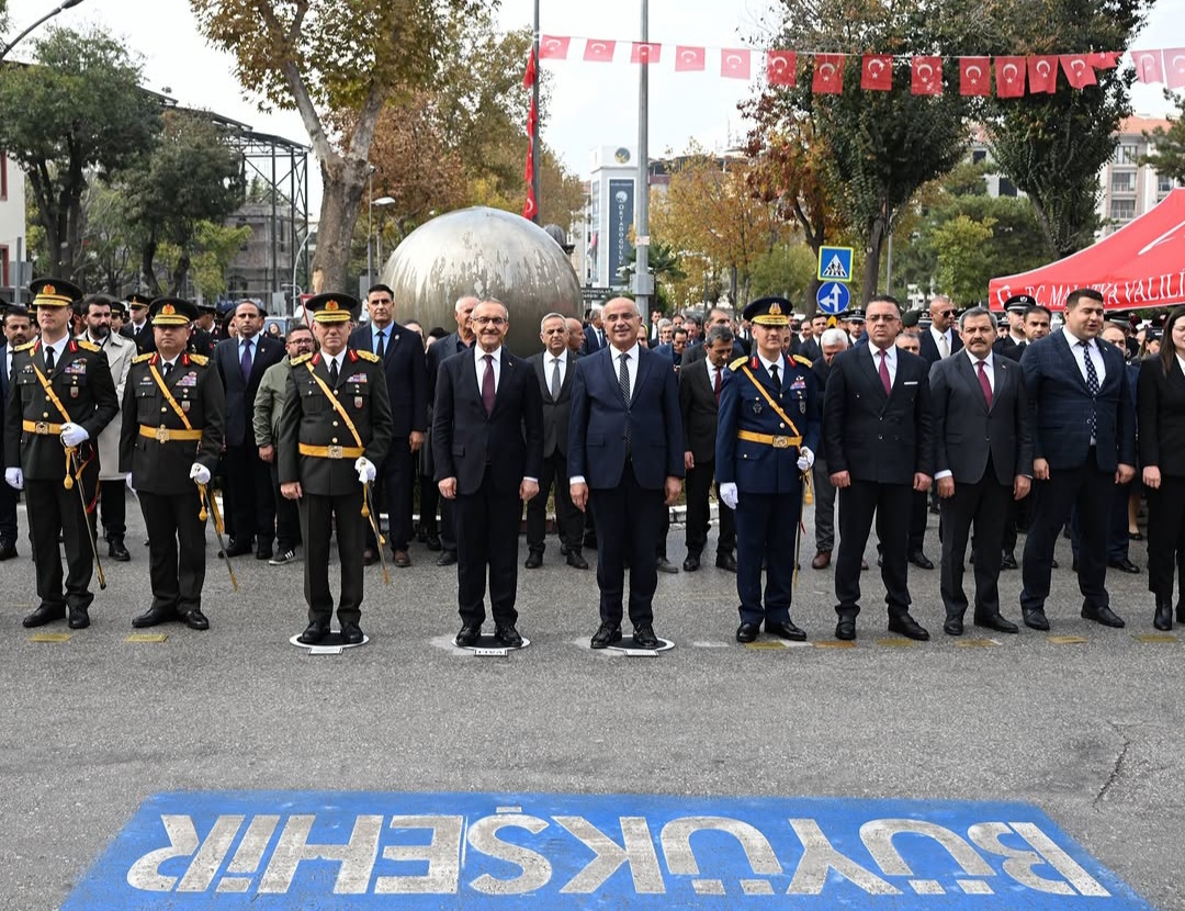 Malatya'da Cumhuriyet kutlamaları başladı