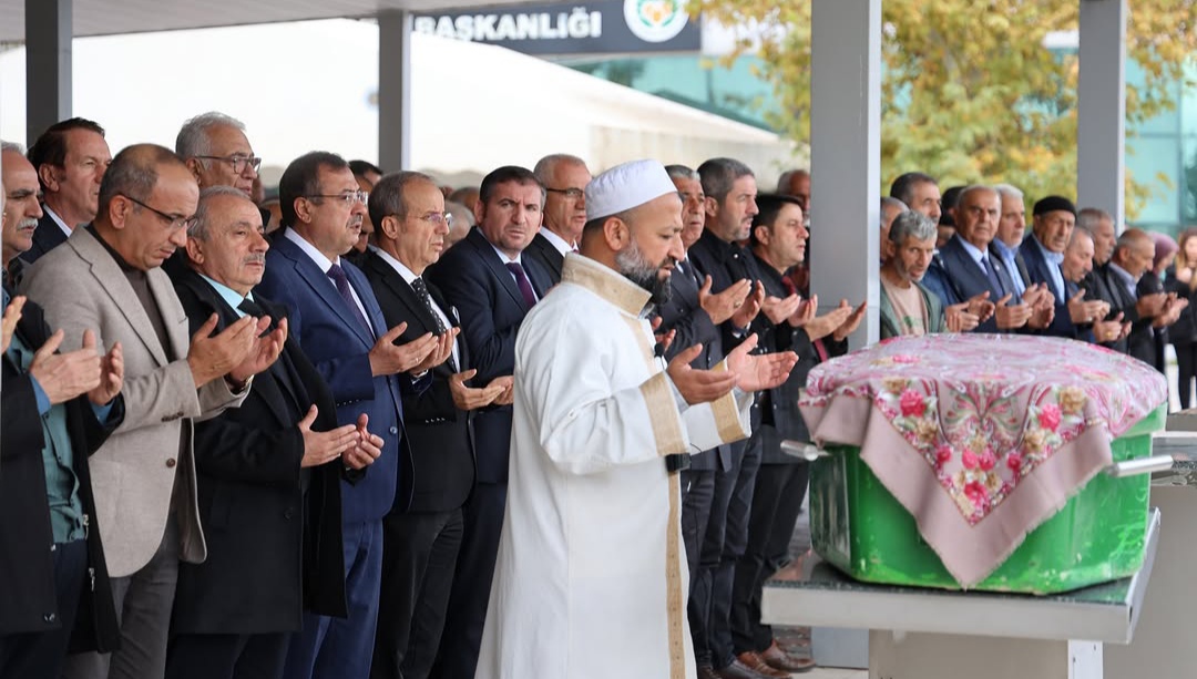 AK Parti ile Yeni Parti aynı saflarda!