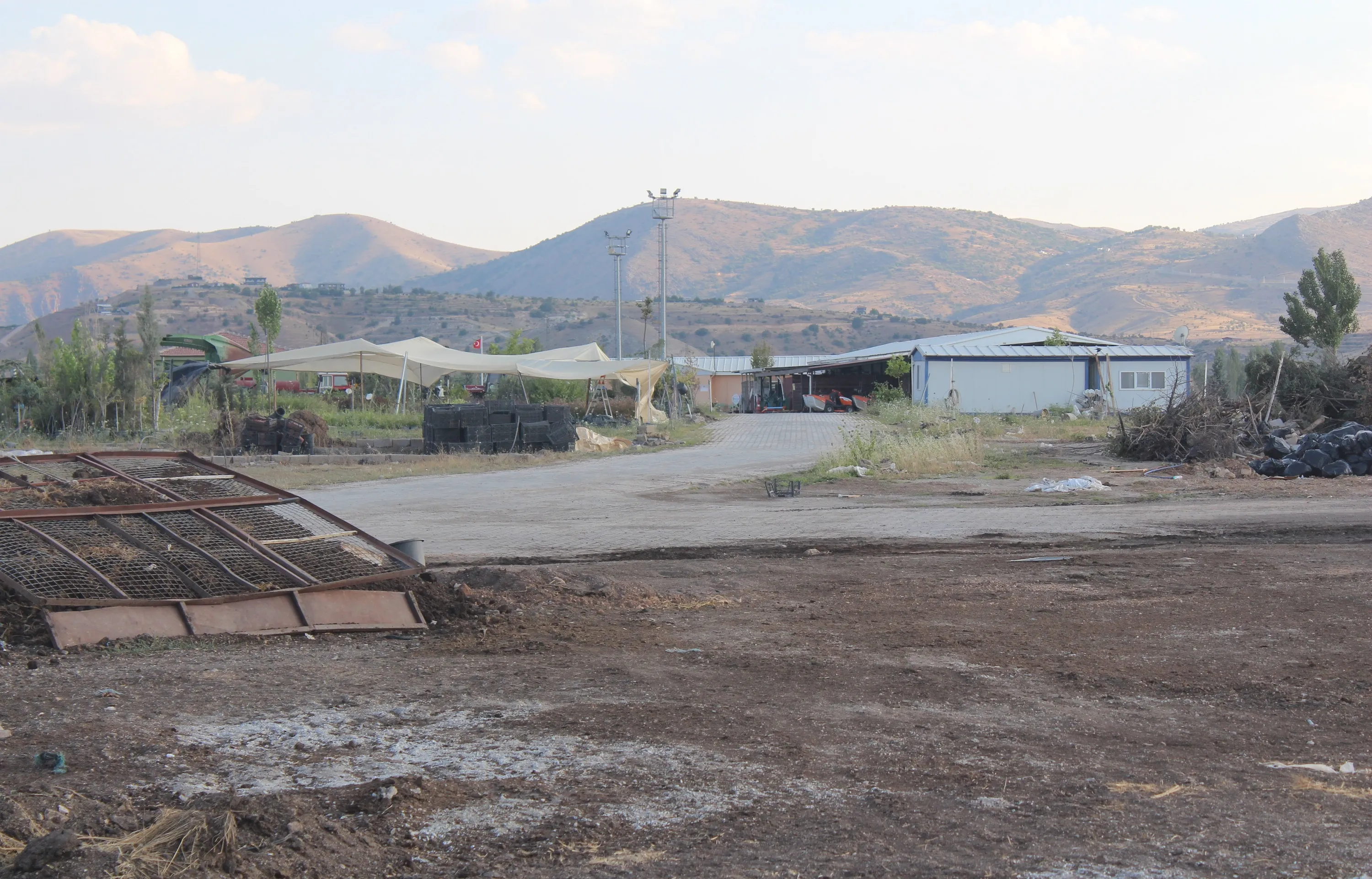 Malatya Belediyesi milyonları  yine görmeden çöpe mi atmış!