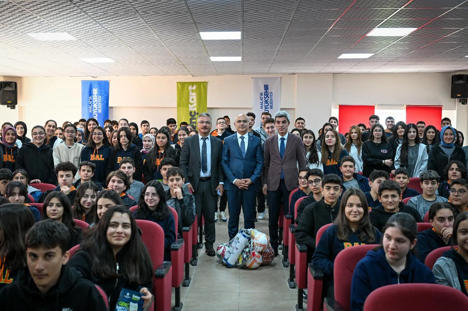Sami Er: “Malatya Gençlik Şehri Oluyor: Her Şeyimiz Gençler!”