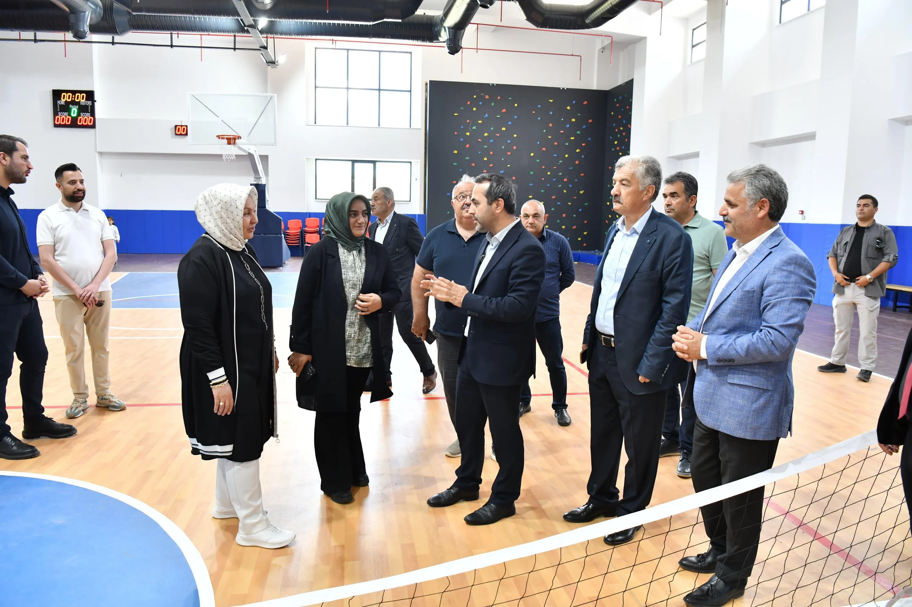 Malatya’da Türkiye’nin en büyük Gençlik Kampı açıldı
