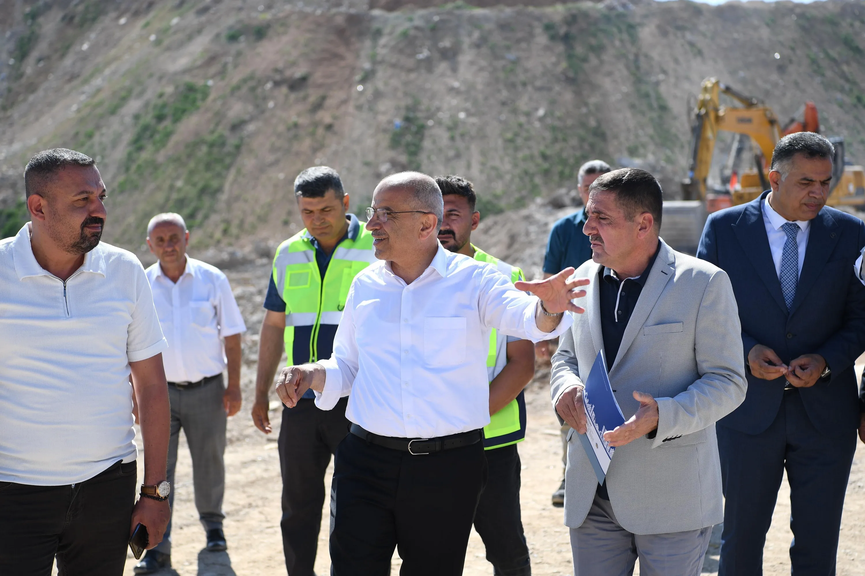 Malatya'da mahallelerde çöp krizi: 