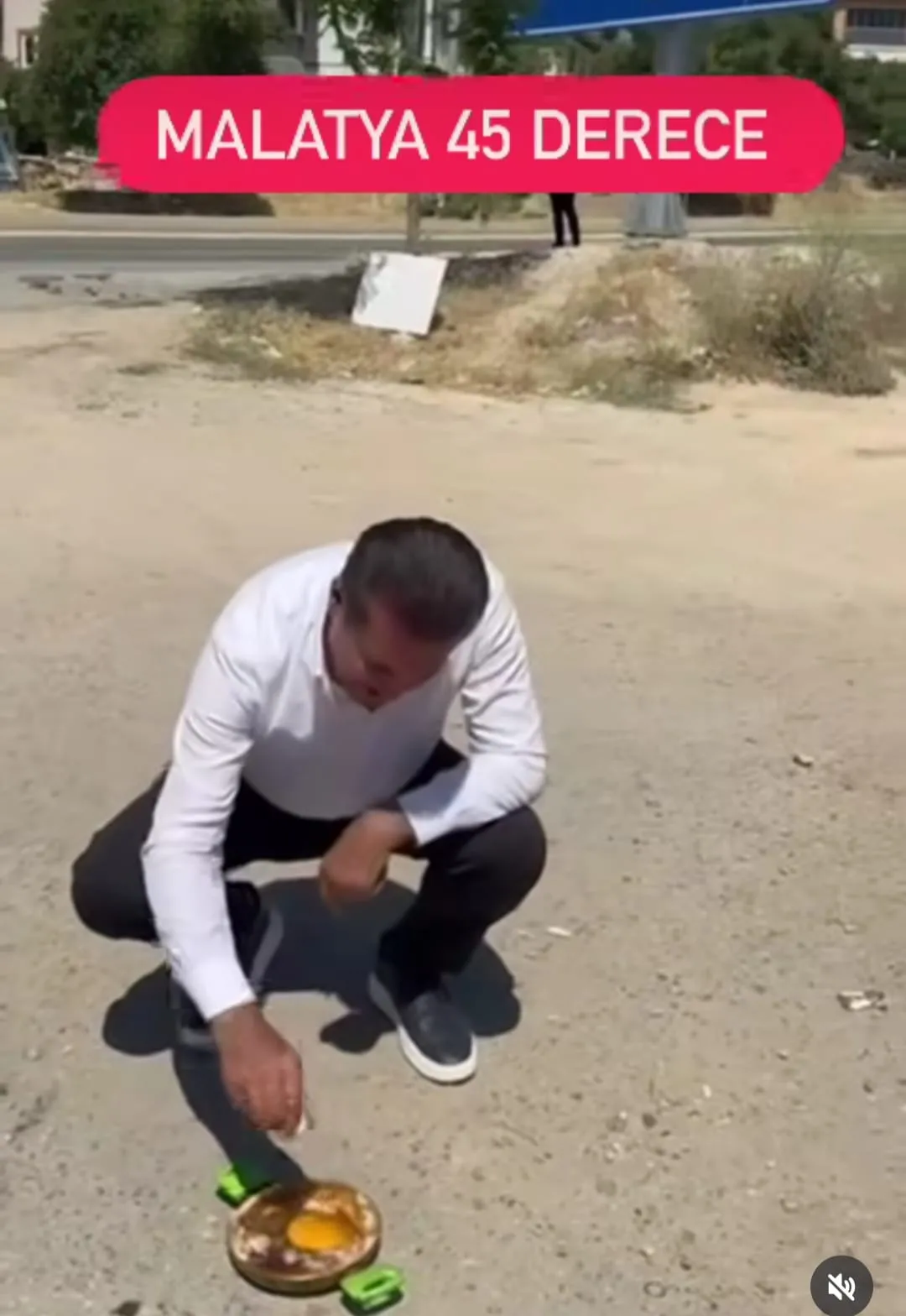Mustafa Sarıgül Malatya'da asfaltta yumurta pişirdi!