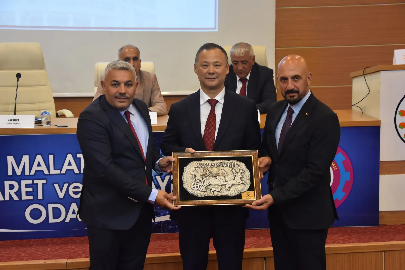 Kırgızlar Malatya’ya yatırım yapma kararı aldılar!