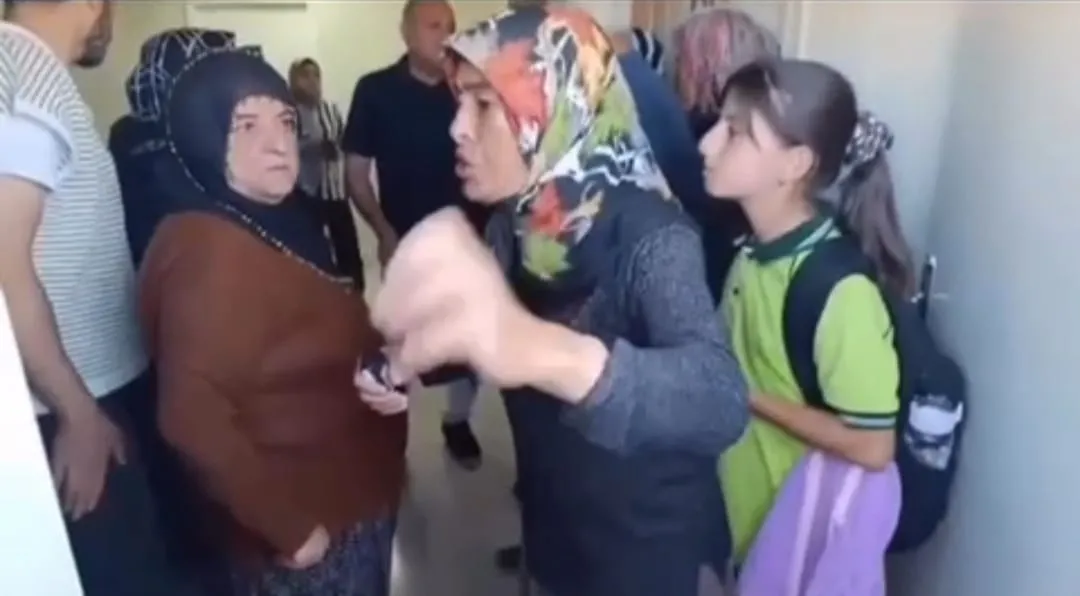 Malatya’da konteyner kent tahliye krizi baş gösterdi!
