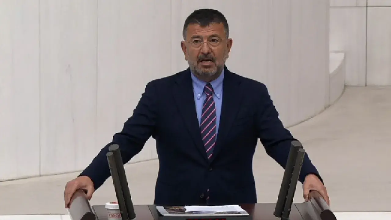 Ağbaba TBMM'nin en çalışkan milletvekili seçildi