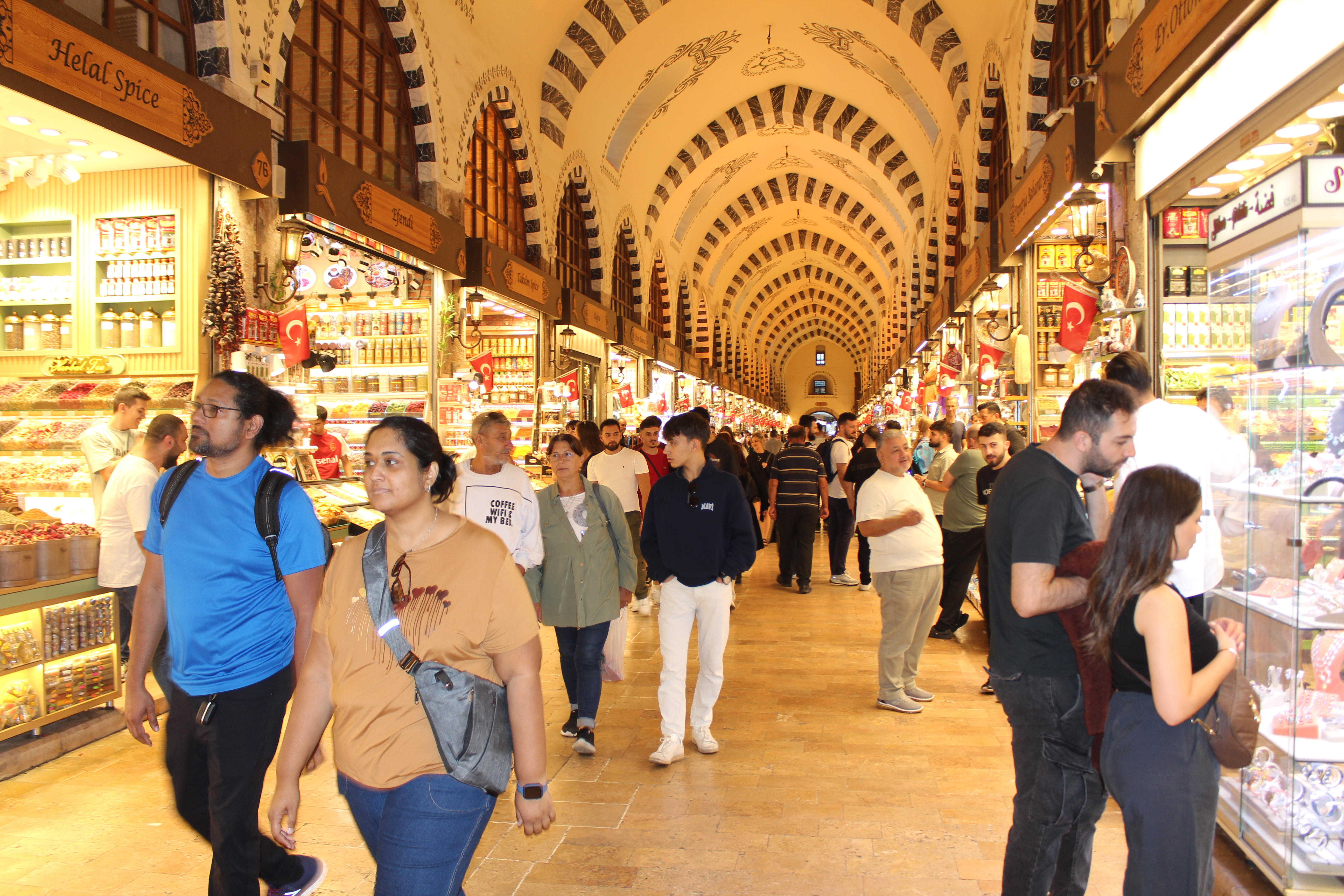 İŞTE BAŞKAN TAŞKIN'IN                        HAYALİNDEKİ MISIR ÇARŞISI